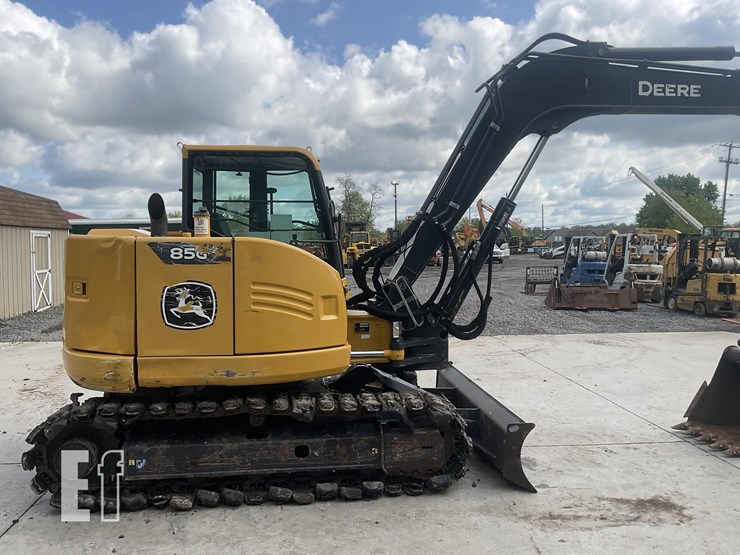 2023-deere-85g-image-5