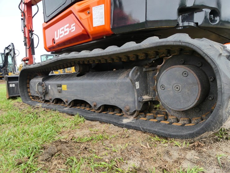 kubota-u55-5-image-5