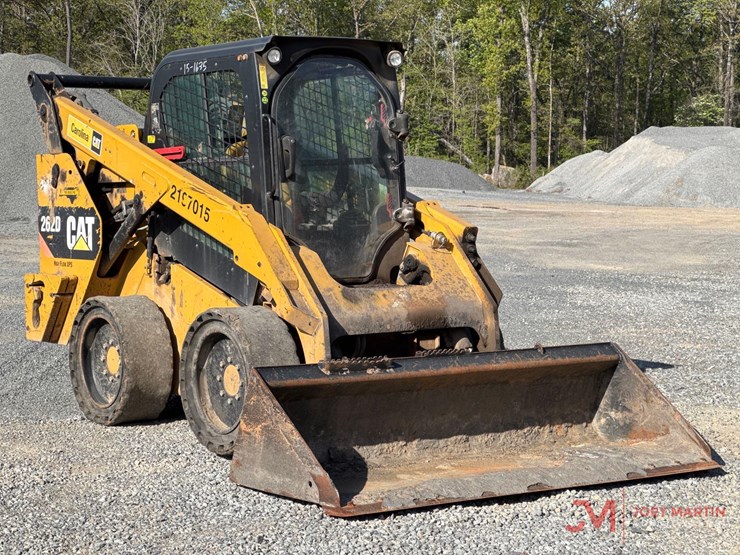 2014-caterpillar-262d-image-1