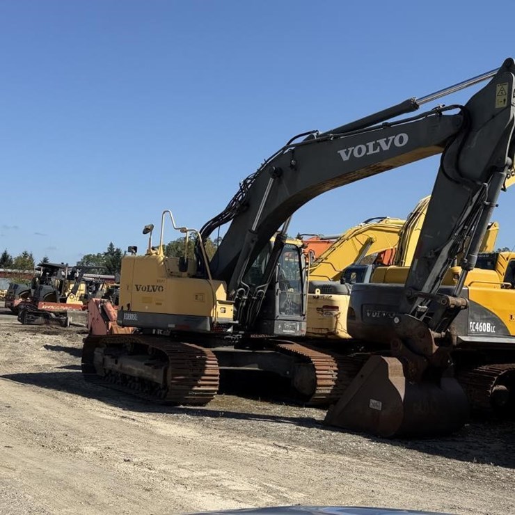 2010 VOLVO ECR305CL