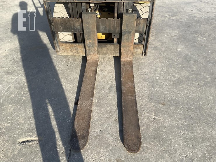 1993-caterpillar-vc60d-image-9