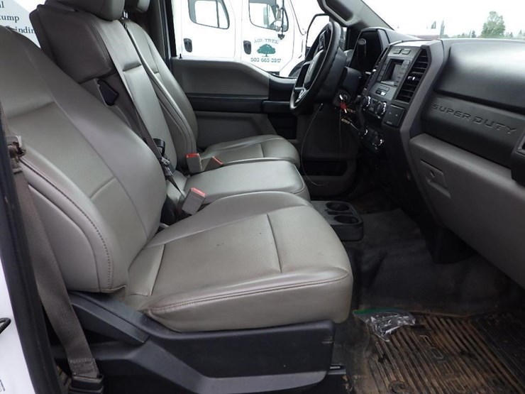2020-ford-f550-image-20