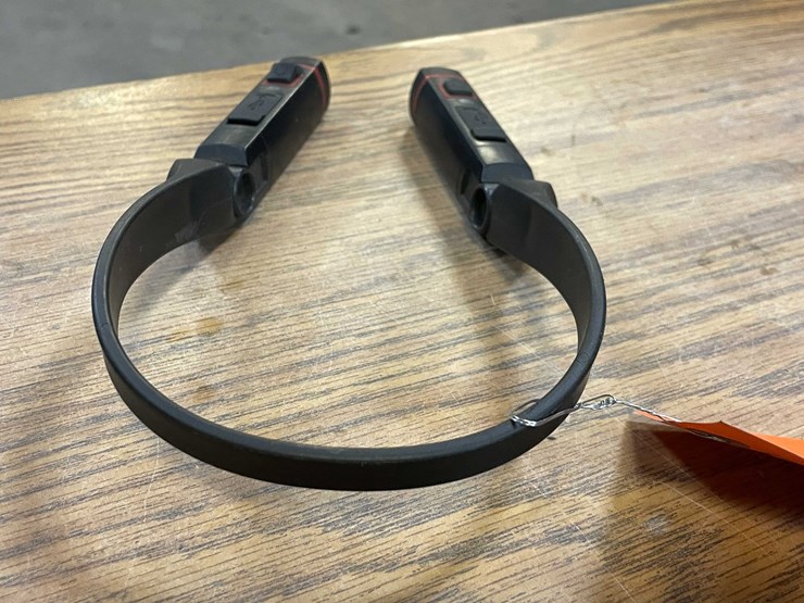 #2538-•-snap-on-neck-flashlight-(pr13)-image-4