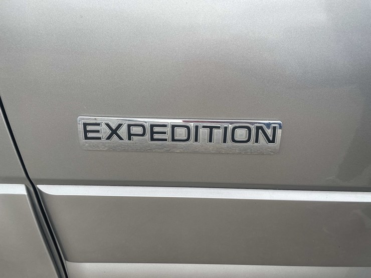 2008-ford-expedition-xlt-image-39