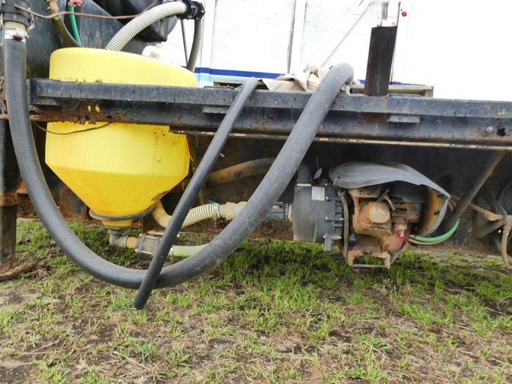 1998-transcraft-48'-drop-deck-sprayer-trailer-image-12
