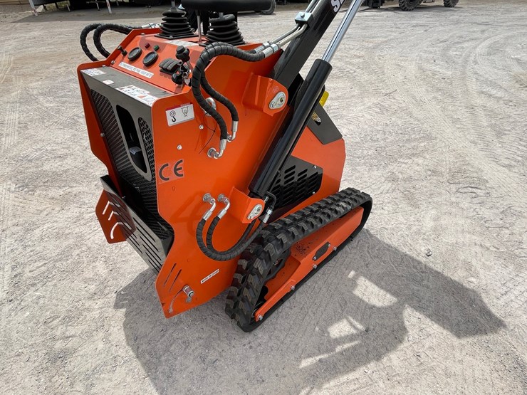 #3052-•-unused-2026-skid-steer-loader-image-25