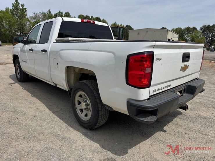 2017-chevrolet-silverado-1500-image-4