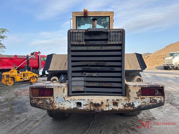 volvo-l90c-image-18
