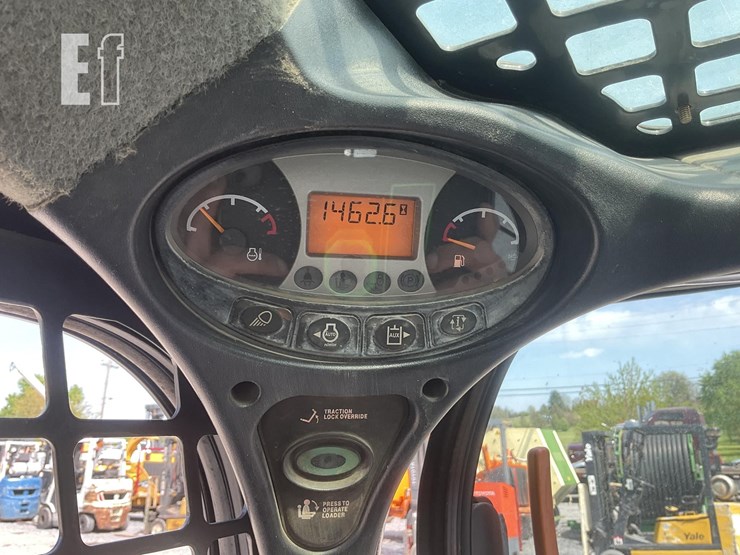 2015-bobcat-s570-image-14