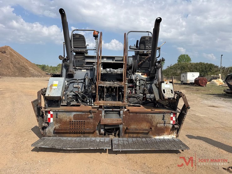 vogele-vision-5200-2-tracked-asphalt-paver-image-4