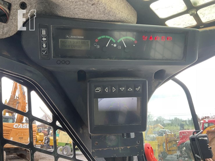 2020-deere-333g-image-16
