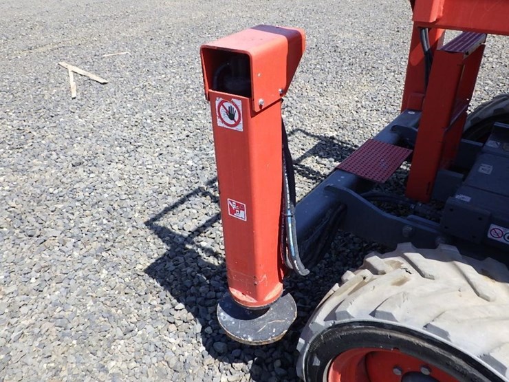 2019-skyjack-sj6826rt-image-22