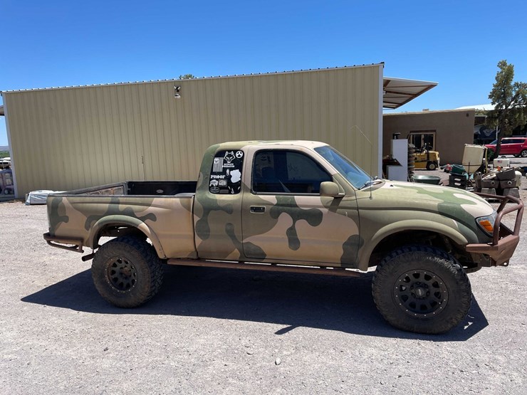 2000-toyota-tacoma-image-1