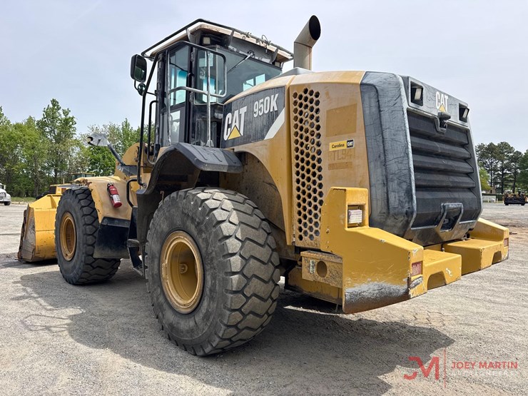 2013-caterpillar-950k-image-4