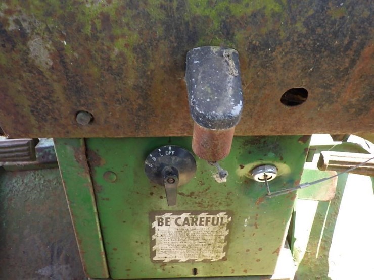 john-deere-4020-image-36