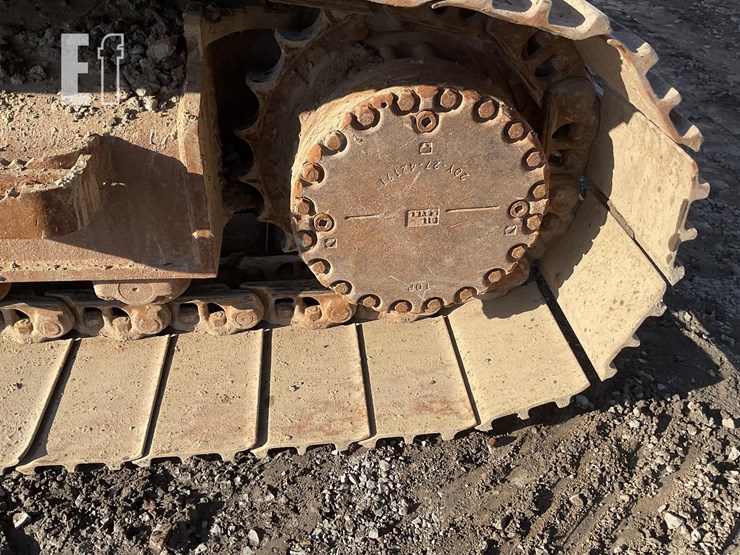 2018-komatsu-pc238us-lc-11-image-9