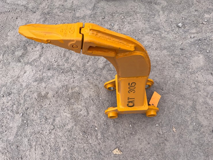 2026-caterpillar-305-image-10