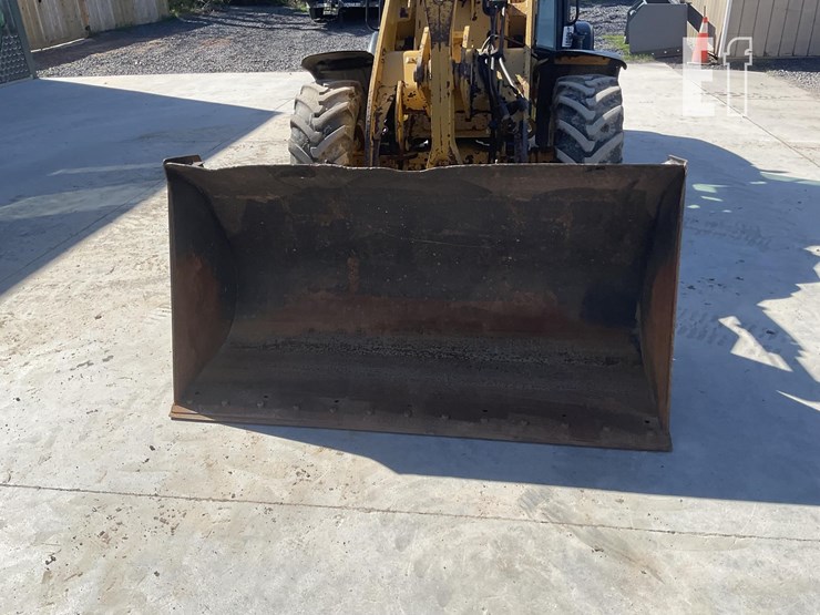 2021-caterpillar-906m-image-9