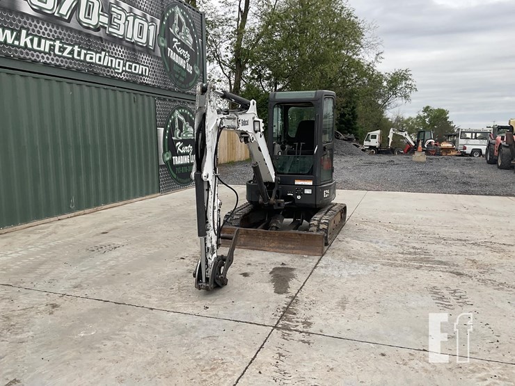 2012-bobcat-e35-image-8