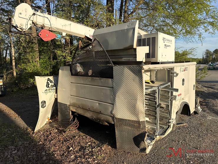 2018-kenworth-t270-image-16