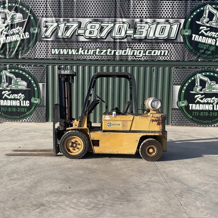 1993 CATERPILLAR VC60D