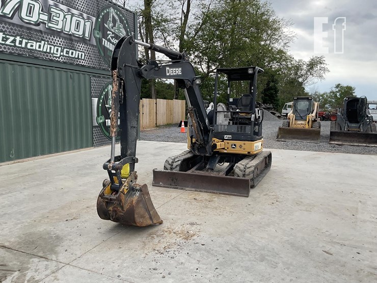 2014-deere-50g-image-8