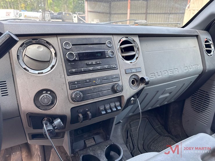 2015-ford-f250-xlt-image-18
