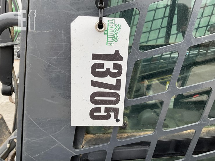 2022-deere-325g-image-21