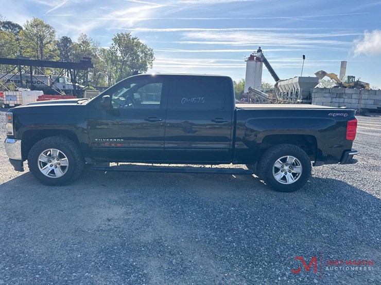 2017-chevrolet-1500-image-5