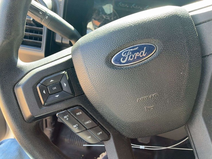 2016-ford-f150-lariat-image-21