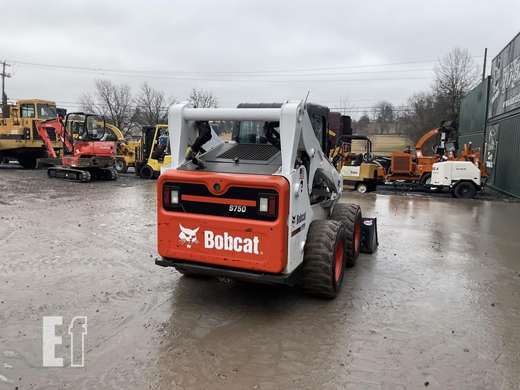 2011-bobcat-s750-image-4