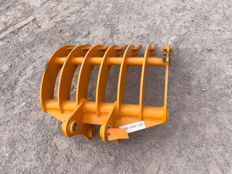 2026-caterpillar-305-image-1