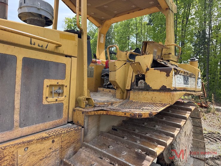 1994-caterpillar-d6h-xl-image-18