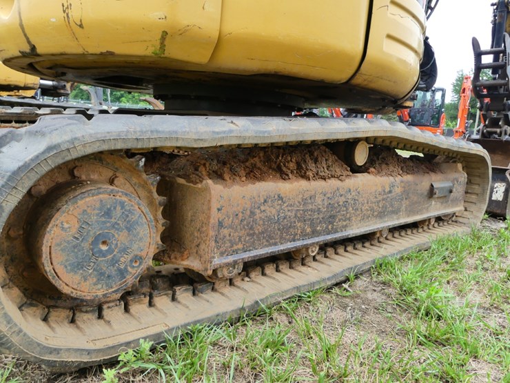 2005-caterpillar-303-image-6