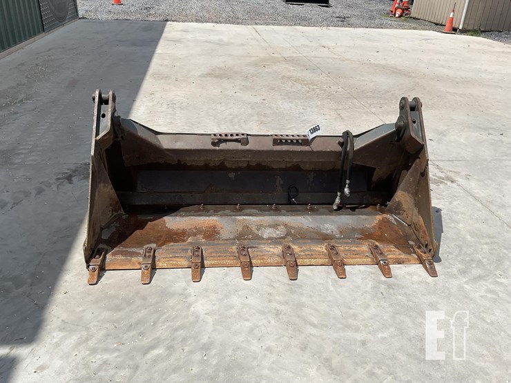 bobcat-4in1-image-4