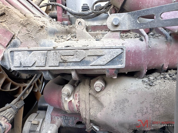2016-mack-gu713-grantie-tri-axle-dump-truck-image-20