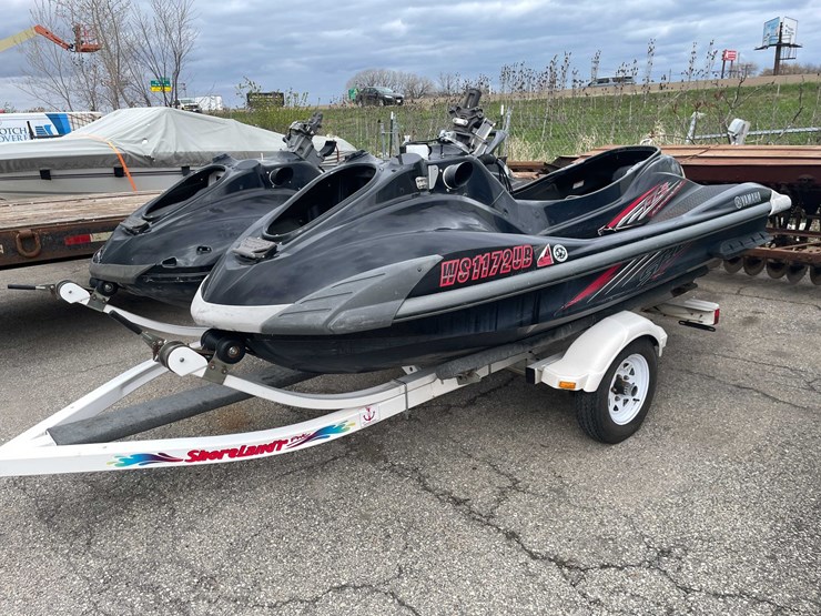 #1490-•-double-pwc-shorelander-trailer-&-waverunners-image-9