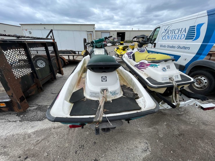#1492-•-(2)-sea-doos-with-trailer-(both-have-registration-card)-(of)-image-5