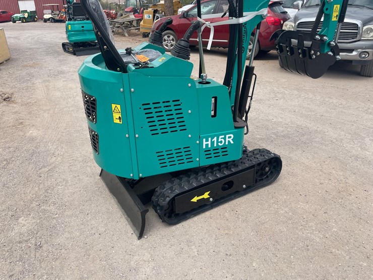 #3010-•-unused-2026-cfg-mini-excavator-image-13