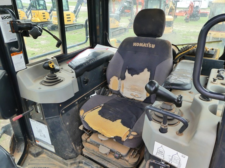 2018-komatsu-d51px-24-image-10