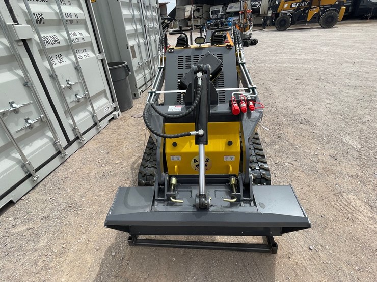 #3055-•-unused-2026-mini-skid-steer-loader-image-1