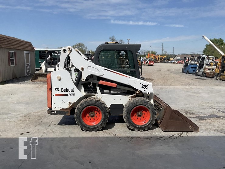 2015-bobcat-s570-image-5