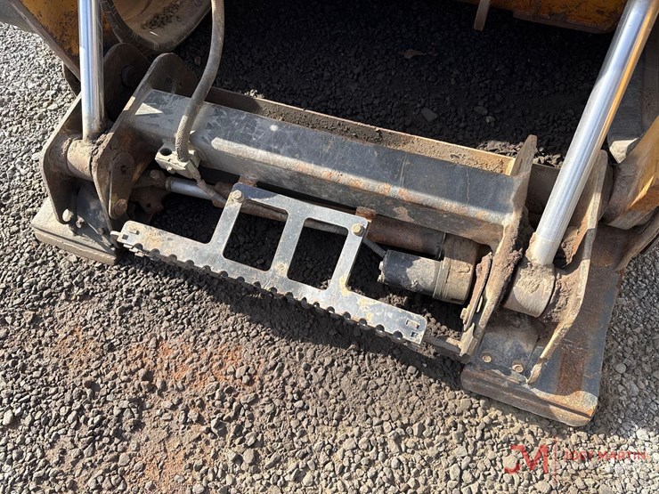 2015-caterpillar-279d-image-7