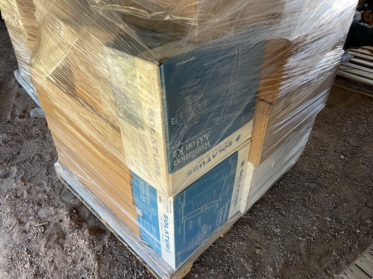 #189-•-pallet-of-solatube-products-image-5