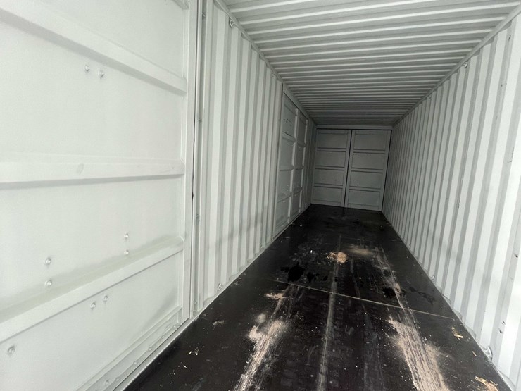 #101-•-40'-high-cube-multi-door-container-image-7