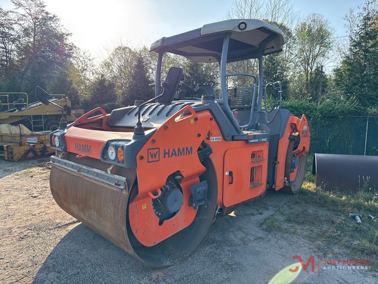 2019-hamm-hd+120i-double-drum-roller-image-4