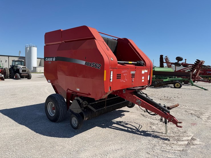 case-ih-rbx562-image-9