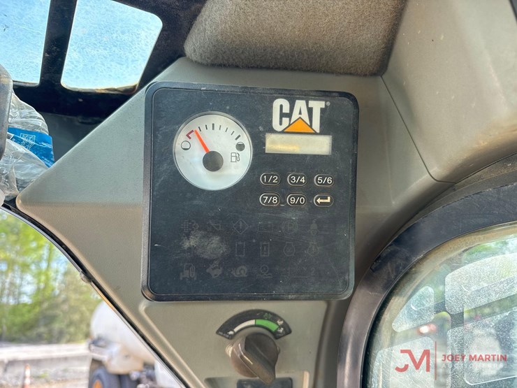 2015-caterpillar-279d-image-20
