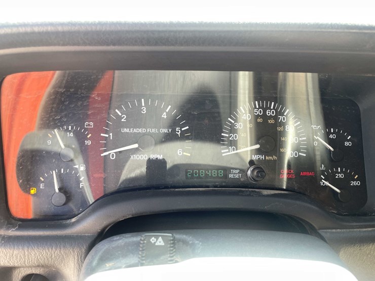 #152-•-2000-jeep-4x4-(has-tx-rebuilt-salvage-title)-image-82