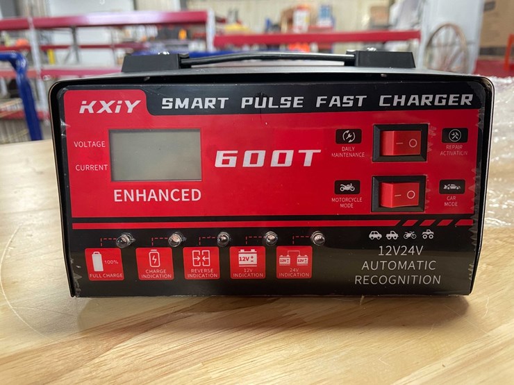 #2580-•-smart-battery-charger-(cw)-image-2